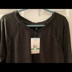 erika L Charcoal  Vneck pullover nwt Hi-lo Lightweight Soft Sweater Layer Top